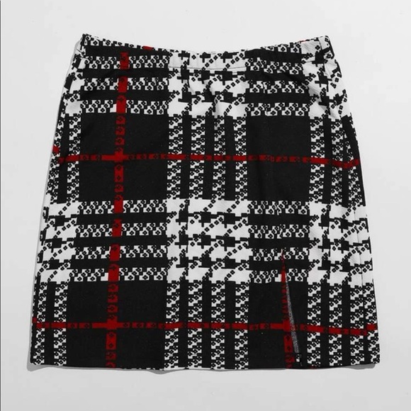 SHEIN plaid skirt xs never worn - Picture 2 of 5